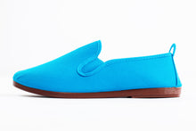 Load image into Gallery viewer, Javer TURQUOISE blue shoes classic
