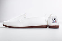 Load image into Gallery viewer, Javer WHITE shoes classic
